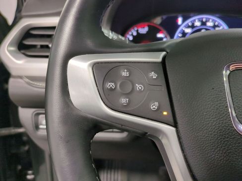 Used 2023 GMC Acadia SLT w/ Elevation Edition image 29