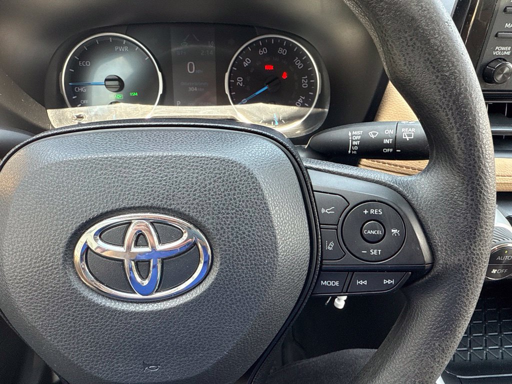 Used 2019 Toyota RAV4 LE w/ Carpet Mat Package AWD/4WD image 25