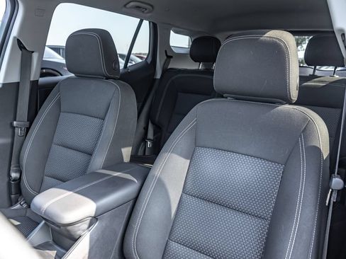 Used 2023 GMC Terrain SLE w/ Driver Convenience Package FWD image 13