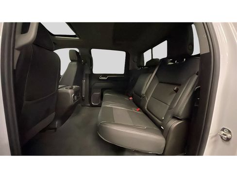 Used 2025 GMC Sierra 2500 Denali w/ Denali Reserve Package AWD/4WD image 15