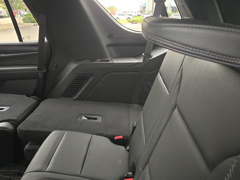 Used 2021 GMC Yukon Denali AWD/4WD image 9