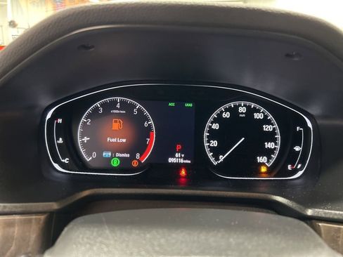 Used 2018 Honda Accord Touring image 16