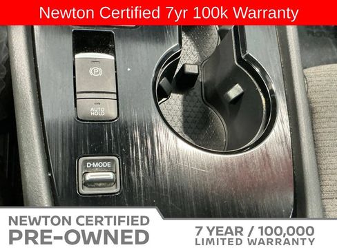 Used 2021 Nissan Rogue S FWD image 24
