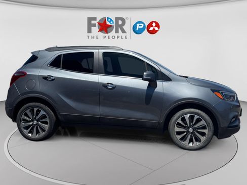 Used 2020 Buick Encore Essence FWD image 6