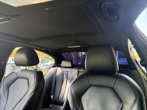 Used 2021 BMW 530i w/ M Sport Package RWD image 19