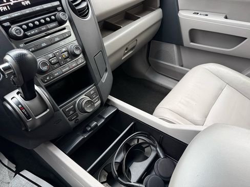 Used 2012 Honda Pilot Touring image 15