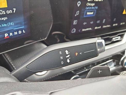 Used 2025 Chevrolet Equinox LT FWD image 12