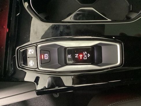 New 2025 Audi Q5 Premium image 27