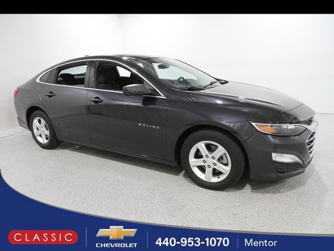Certified 2022 Chevrolet Malibu LS image 1