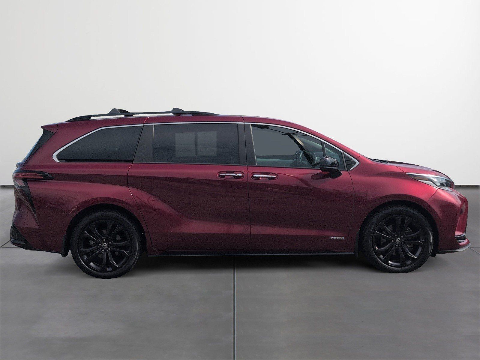 Used 2021 Toyota Sienna XSE w/ XSE Plus Package FWD image 6