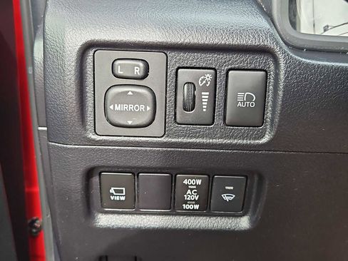Used 2024 Toyota 4Runner Limited AWD/4WD image 18