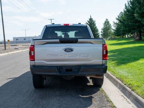 Used 2021 Ford F150 XL w/ Trailer Tow Package image 5