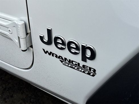 Certified 2021 Jeep Wrangler Sport S image 5
