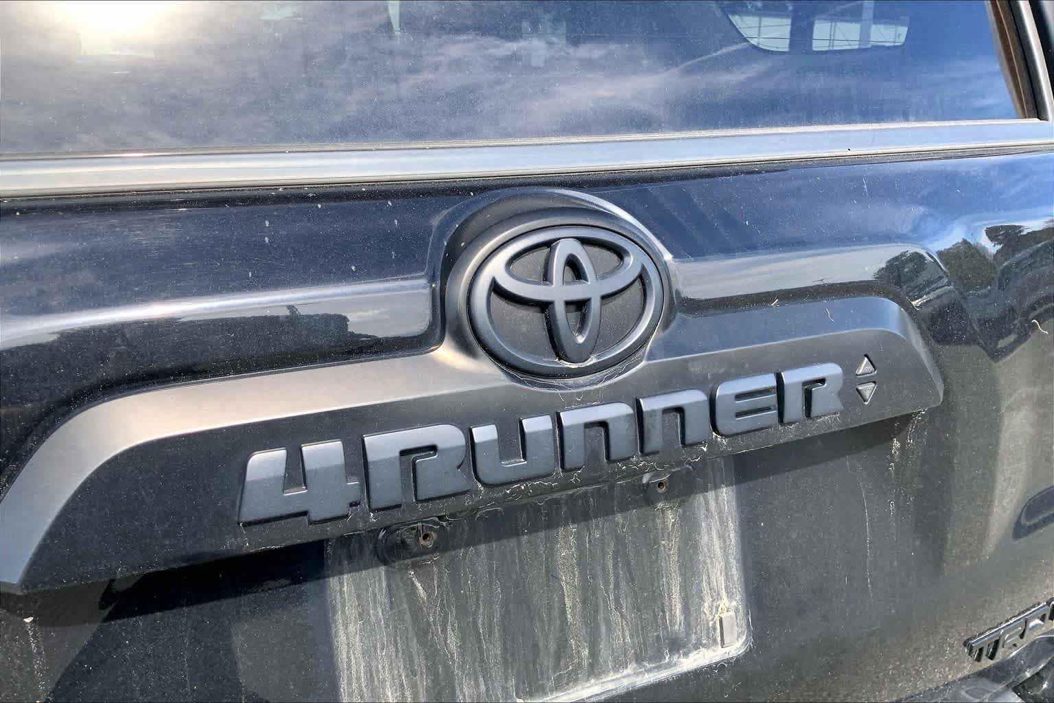 Used 2022 Toyota 4Runner TRD Pro AWD/4WD image 31