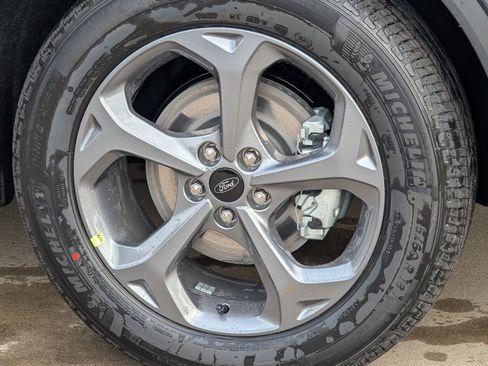 New 2026 Ford Escape ST-Line w/ Tech Pack #1 image 9