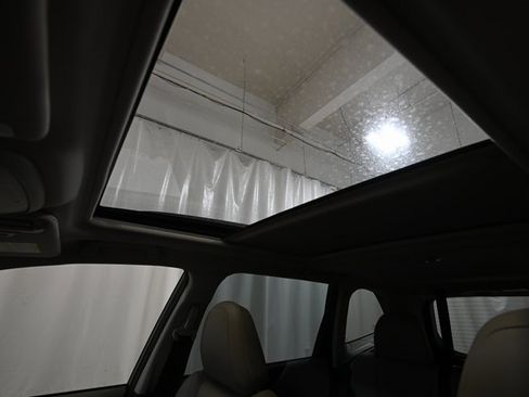 Used 2022 Subaru Forester Limited w/ Popular Package #3 image 23