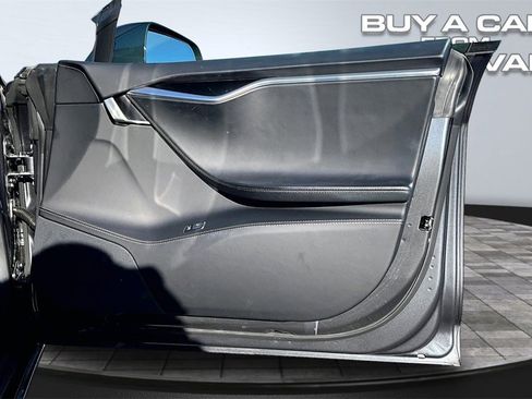 Used 2017 Tesla Model S 75D image 24