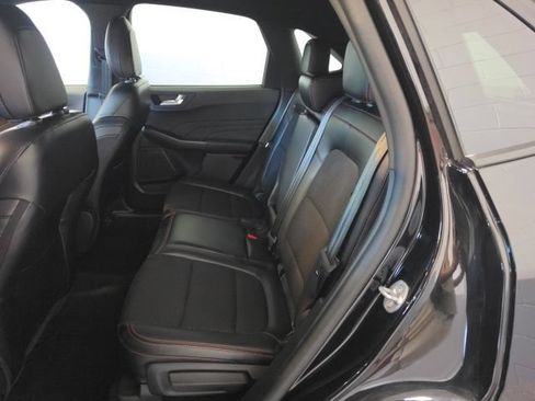 Used 2025 Ford Escape ST-Line Select AWD/4WD image 14