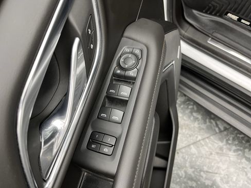 Certified 2021 GMC Yukon XL AT4 w/ Technology Package AWD/4WD image 9