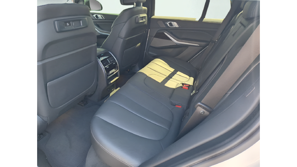 Used 2021 BMW X5 xDrive40i w/ Premium Package AWD/4WD image 15