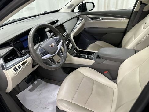 Used 2021 Cadillac XT5 Premium Luxury image 15