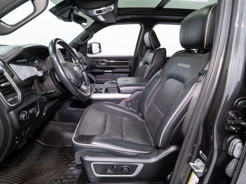 Used 2021 RAM 1500 Laramie w/ Sport Appearance Package image 16