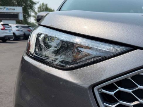 Certified 2024 Ford Edge SEL AWD/4WD image 3