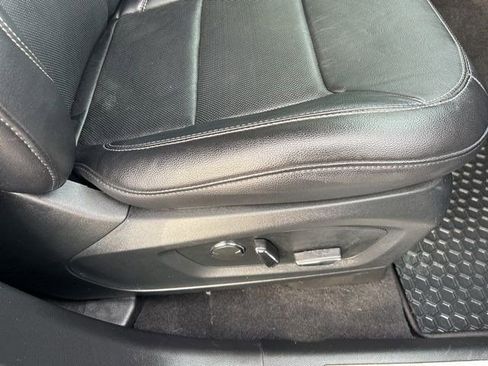 Used 2020 Ford Explorer Limited image 54