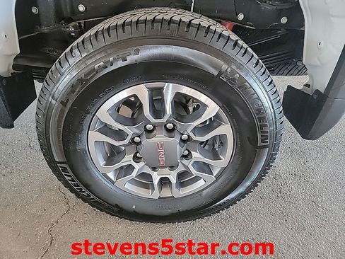 Used 2025 GMC Sierra 3500 Pro w/ Convenience Package AWD/4WD image 11