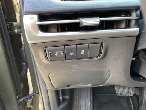 Used 2025 Hyundai Santa Cruz SE image 11