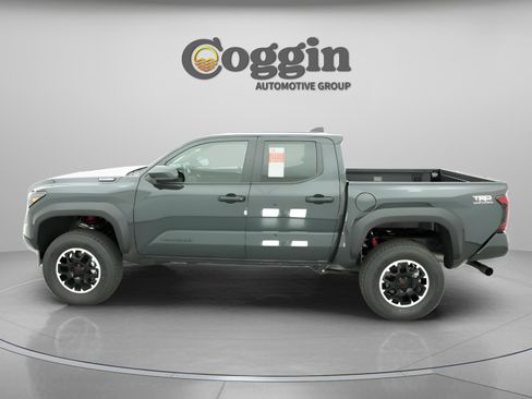 New 2025 Toyota Tacoma TRD Off-Road image 6