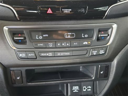 Used 2023 Honda Passport TrailSport image 18