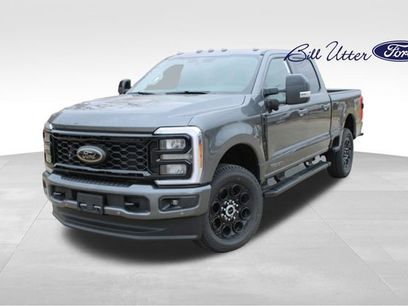 New 2026 Ford F250 Lariat w/ Black Appearance Package