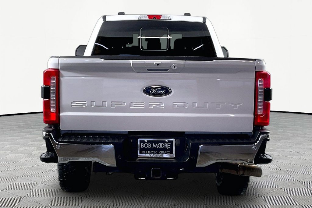 Used 2024 Ford F250 Lariat w/ FX4 Off-Road Package AWD/4WD image 4