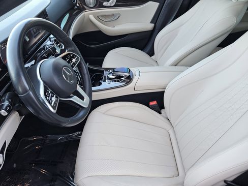 Used 2019 Mercedes-Benz E 300 E 300 image 12