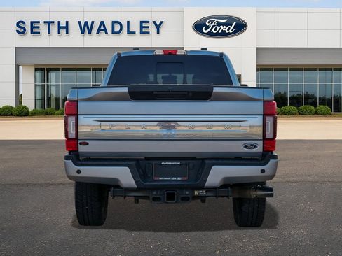 Used 2022 Ford F250 Platinum w/ FX4 Off-Road Package image 6