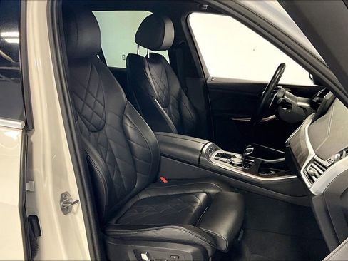 Used 2023 BMW X5 sDrive40i w/ Premium Package RWD image 9
