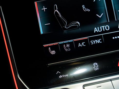 Used 2022 Audi RS 6 w/ Carbon Optic Package AWD/4WD image 52