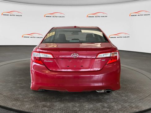 Used 2014 Toyota Camry SE FWD image 9
