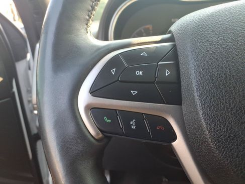 Certified 2018 Jeep Grand Cherokee Overland AWD/4WD image 23
