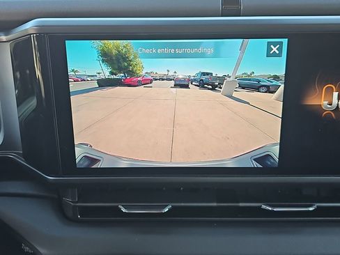 New 2025 Jeep Gladiator Willys image 22