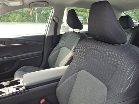 Used 2025 Toyota Camry LE w/ Convenience Package FWD image 15