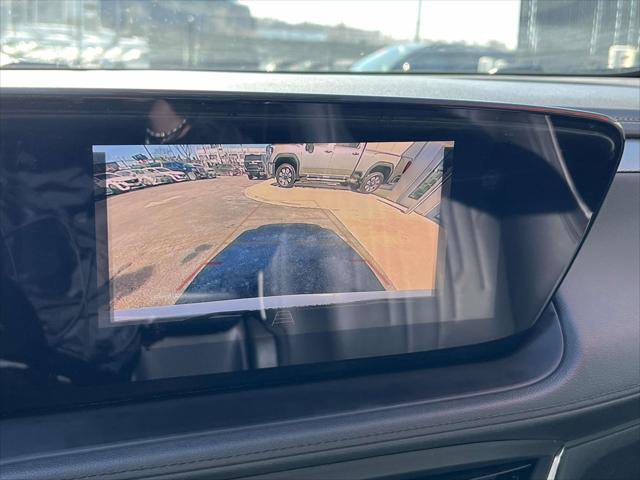 Used 2025 Buick Encore GX Avenir w/ Avenir Convenience Package AWD/4WD image 29