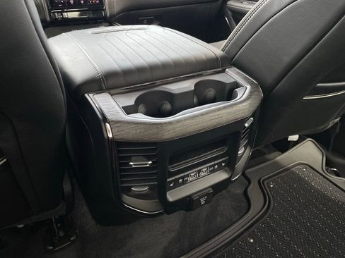 Used 2025 RAM 1500 Limited AWD/4WD image 28