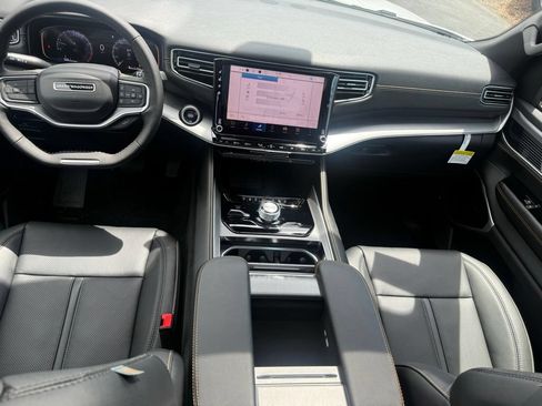 New 2026 Jeep Grand Wagoneer 4WD image 36
