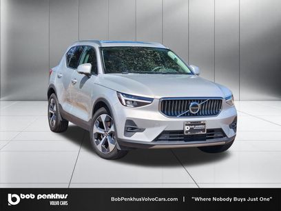 Used 2025 Volvo XC40 B5 Plus