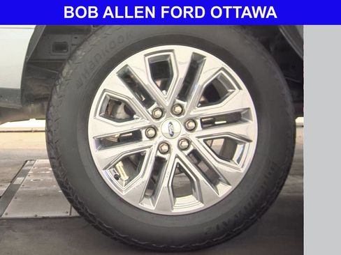 Used 2025 Ford F150 Lariat w/ Equipment Group 501A Mid AWD/4WD image 10
