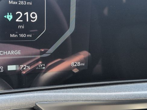 Used 2025 Kia EV6 Light w/ Light LR Technology Package RWD image 22