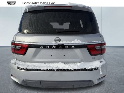 Used 2024 Nissan Armada SL w/ Captain's Chairs Package image 12
