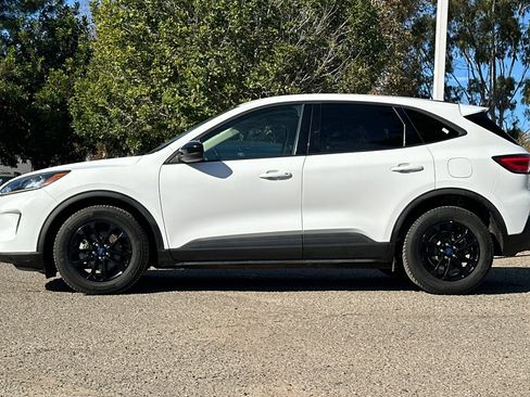 Used 2020 Ford Escape SE Sport image 7